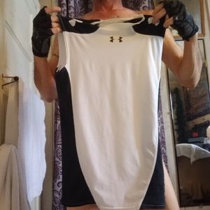 Men's Under Armour compression shirt size medium